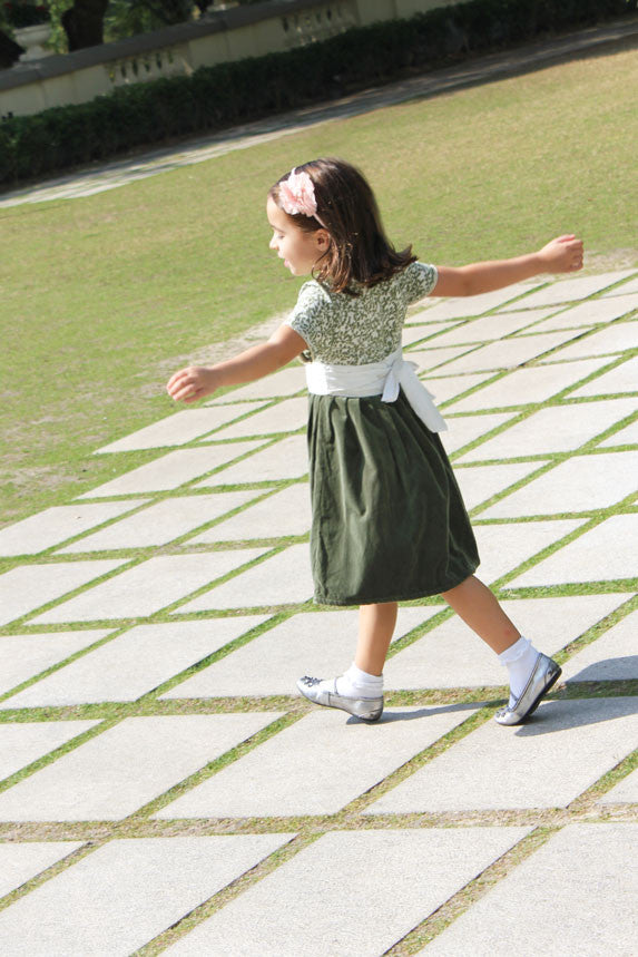 Fuku-wa-uchi Green Velvet Girls Holiday Dress 3t / Green Fuku-wa-uchi Green Velvet Girls Holiday Dress 3t / Green